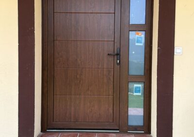 puerta pvc en madera