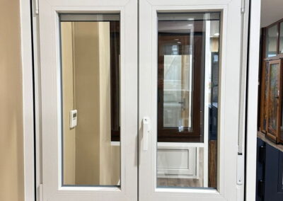 ventana pvc s82 en blanco
