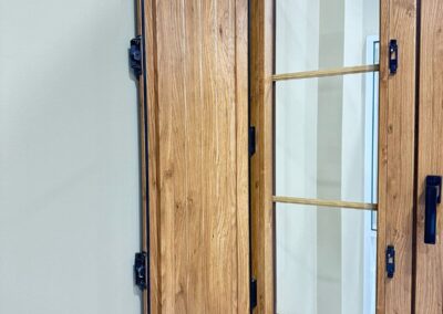 contraventana abierta
